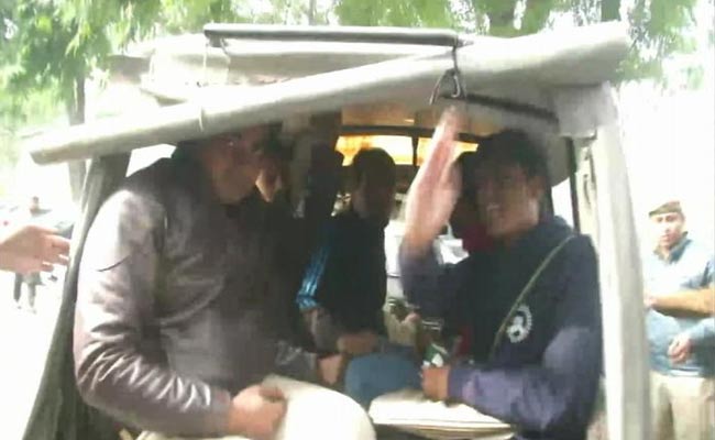 Students Demanding Yogi Adityanath's Resignation Over UP Crackdown Detained