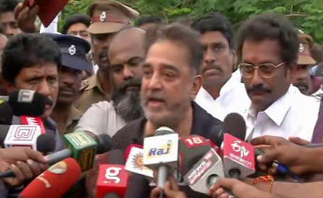 Through Locked Gates, Kamal Haasan Addresses Students Protesting Citizenship Act