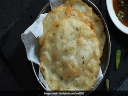 What Is Akki Roti, How To Make This South-Indian Crispy Rice Flat Bread At Home What Is Akki Roti, How To Make This South-Indian Crispy Rice Flat Bread At Home