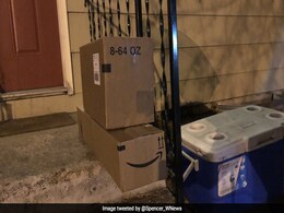 ऑनलाइन ऑर्डर किए हुए पैकेट चोरी करके ले जाते थे चोर, महिला ने डिब्बे में भरी 'पॉटी' फिर किया ऐसा... ऑनलाइन ऑर्डर किए हुए पैकेट चोरी करके ले जाते थे चोर, महिला ने डिब्बे में भरी 'पॉटी' फिर किया ऐसा...