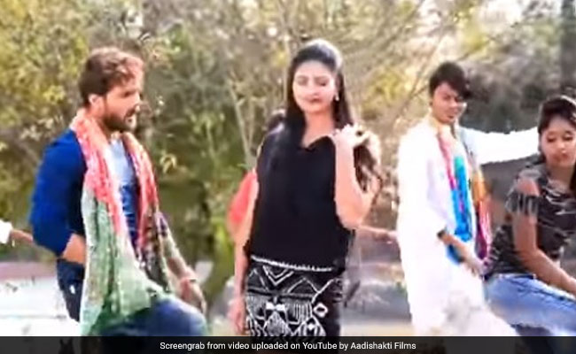 Bhojpuri Cinema: खेसारी लाल यादव ने इस भोजपुरी सॉन्ग से मचाई धूम, 2 करोड़ से ज्यादा बार देखा गया Video