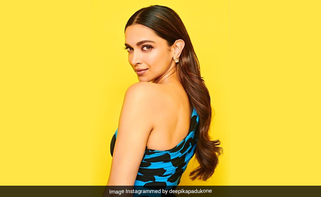 'Take That, Priya Prakash Varrier,' Deepika Padukone Challenges Wink Girl At Her Own Game