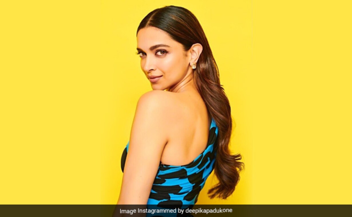 Take That, Priya Prakash Varrier,' Deepika Padukone Challenges Wink Girl At  Her Own Game
