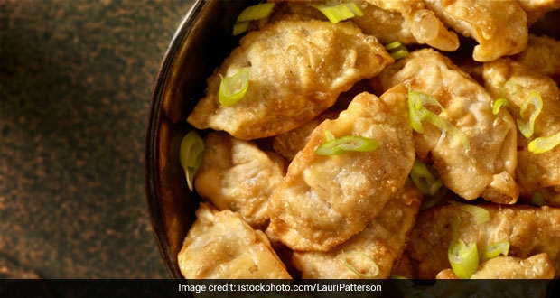 Street Food Of India: How To Make Fried Chicken Momos And Chutney At Home