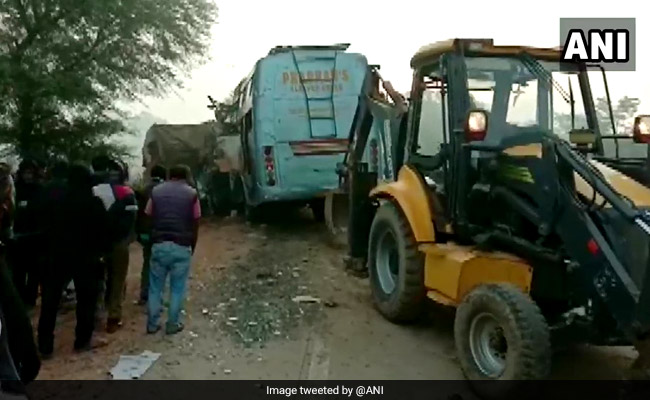 Rewa Accident: 9 Dead, 10 Injured As Bus Crashes Into Stationary Truck In Madhya Pradesh