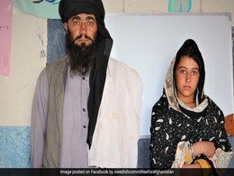 Father Travels 12 Km Daily To Take Daughters To School, Wins Hearts Father Travels 12 Km Daily To Take Daughters To School, Wins Hearts