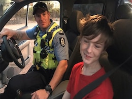 12-Year-Old Boy Drives Truck With Dog To Escape Australian Bushfire 12-Year-Old Boy Drives Truck With Dog To Escape Australian Bushfire