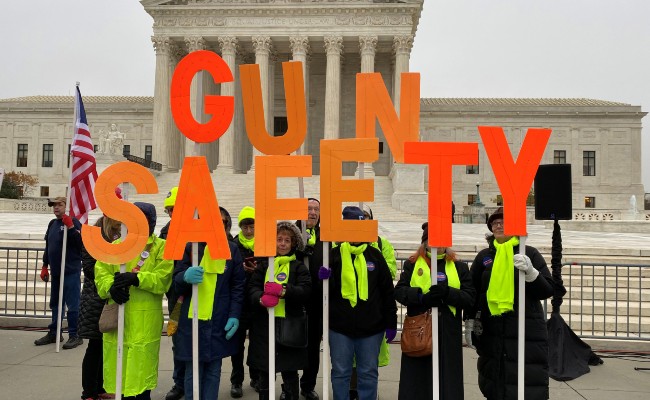 US Supreme Court Justices Debate Major Gun Case