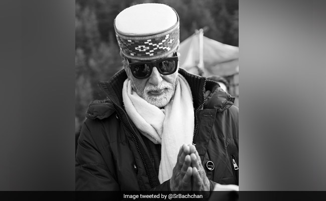 <i>Brahmastra</i> Diaries: The One Where Amitabh Bachchan Wore His 'Traditional Welcome'