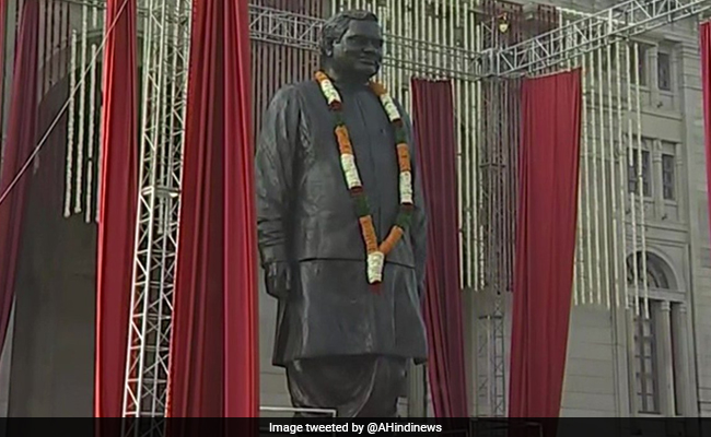 Meet Rajkumar Pandit, Artist Who Made Atal Bihari Vajpayee's 25-Feet Statue