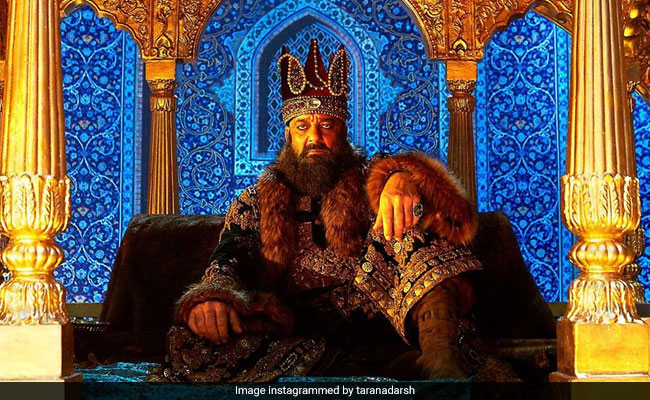 <i>Panipat</i> Box Office Collection Day 2: Arjun Kapoor, Sanjay Dutt And Kriti Sanon's Film Gains Momentum