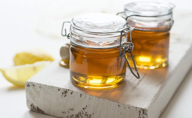 Honey For Radiant Skin: 7 Refreshing Face Washes You Need To Pick