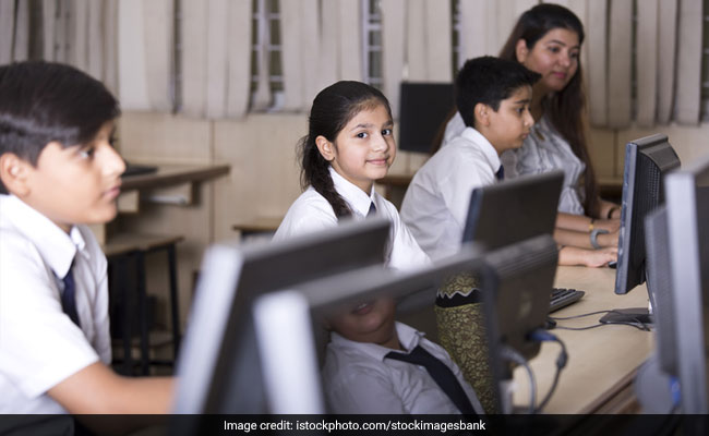 Bikaner First Digital School: राजस्थान में यहां बन रहा एम्फीथिएटर वाला पहला सरकारी स्कूल Bikaner First Digital School: राजस्थान में यहां बन रहा एम्फीथिएटर वाला पहला सरकारी स्कूल