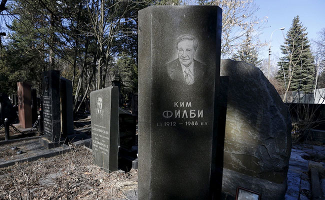 Russia Honours Two Members Of UK's "Cambridge Five" Spies