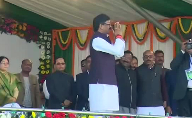 Jharkhand Chief Minister Swearing-In Ceremony LIVE Updates: Hemant Soren Takes Oath As Chief Minister Of Jharkhand