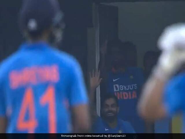 Virat Kohlis Reaction On Shreyas Iyers Premature Celebration For Half-Century Goes Viral. Watch Virat Kohlis Reaction On Shreyas Iyers Premature Celebration For Half-Century Goes Viral. Watch