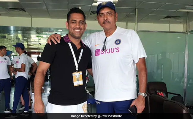 Ravi Shastri gives big Indication regarding MS Dhonis career Ravi Shastri gives big Indication regarding MS Dhonis career