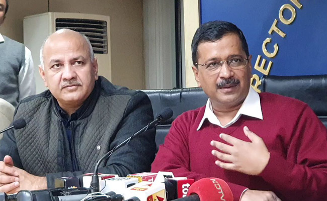 महिलाओं के प्रति सोच बदलने के लिए स्कूल-कॉलेज के लड़कों को कसम दिलाएगी केजरीवाल सरकार