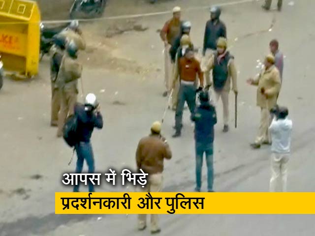 सीएए के खिलाफ सीलमपुर में प्रदर्शन