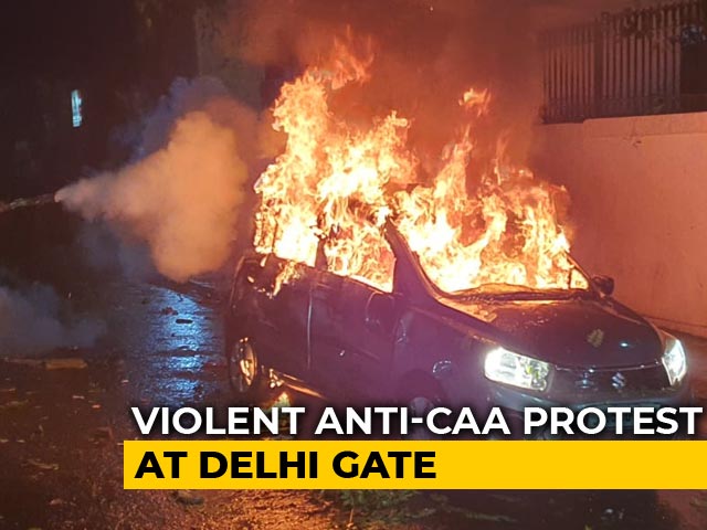 Protesters Set Car On Fire, Cops Use Water Cannons At Old Delhi