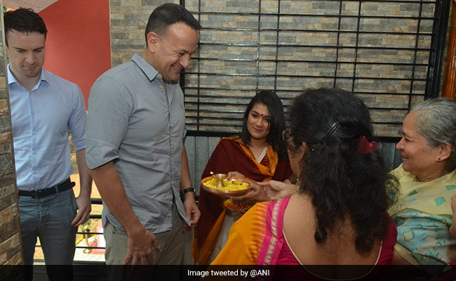 Irish PM Visits Ancestral Village, Relishes Konkani Cuisine
