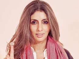 Swiss Chocolate-Covered Wafer Is Shweta Bachchan's Munching Partner
