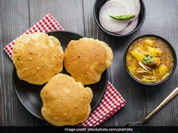 तेल की वजह से पूड़ी खाने से करते हैं? अब से करें काम, ज्यादा तेल नहीं सोखेंगी पूड़ियां तेल की वजह से पूड़ी खाने से करते हैं? अब से करें काम, ज्यादा तेल नहीं सोखेंगी पूड़ियां