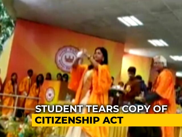 Watch: Student's Shock Protest While Taking Degree At Jadavpur University