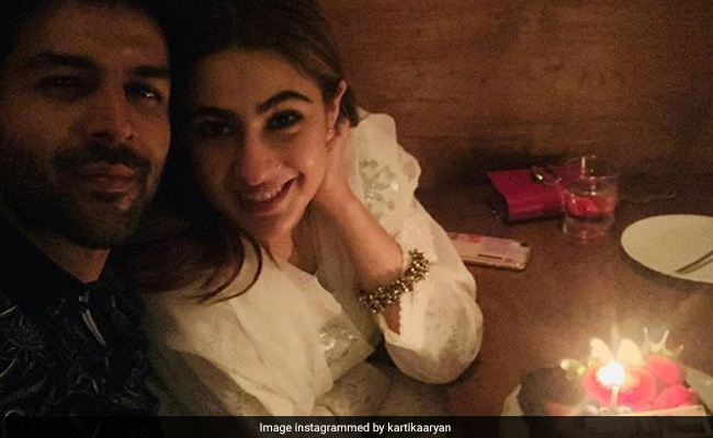 कार्तिक आर्यन सारा अली खान को बनाना चाहते हैं पत्नी! सोशल मीडिया पर छाया है Video