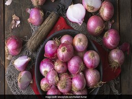 खुदरा कीमतों में बढ़ोतरी  को रोकने के लिए सरकार ने बफर प्याज  का  स्टॉक जारी किया खुदरा कीमतों में बढ़ोतरी  को रोकने के लिए सरकार ने बफर प्याज  का  स्टॉक जारी किया