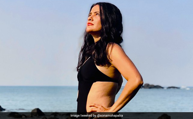 सोना महापात्रा ने फोटो शेयर कर ट्रोलर्स को दिया जवाब, बोलीं- मैं इंकार करती हूं...