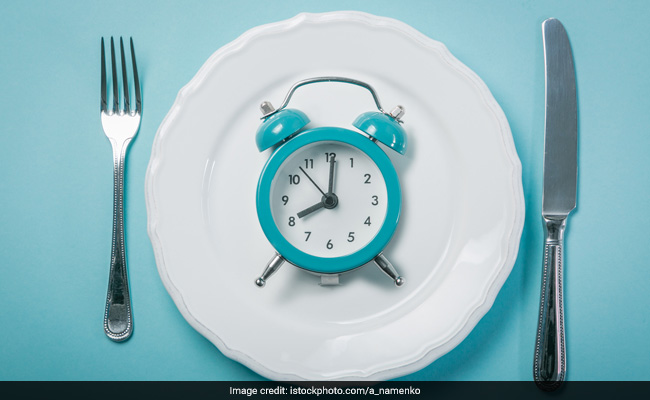 Weight Loss: Skipping dinner can cause sleep disturbances and make you feel lack of energy
