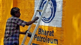'India Has Enough, Don't Panic': BPCL Reacts To Viral Video Showing Crowded Petrol Pump