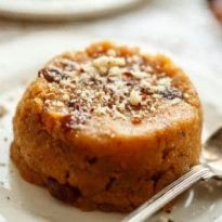 This Dense And Delicious Gur Ka Halwa Is Nothing Short Of A Warm Hug In This Weather! This Dense And Delicious Gur Ka Halwa Is Nothing Short Of A Warm Hug In This Weather!