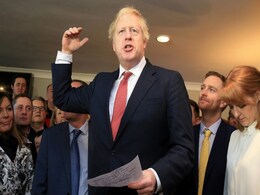 UK Unveils New Fast-Track Visa Scheme For Scientists After Brexit UK Unveils New Fast-Track Visa Scheme For Scientists After Brexit