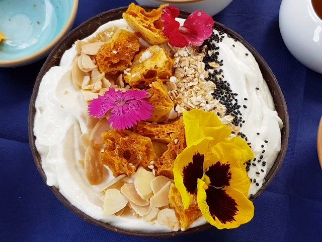 Honeycomb Coconut Smoothie Bowl Recipe Video