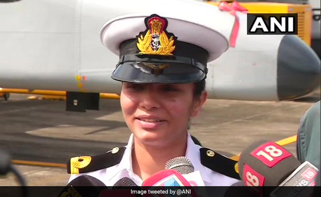 Indian Navy Welcomes Its First Woman Pilot Sub-Lieutenant Shivangi