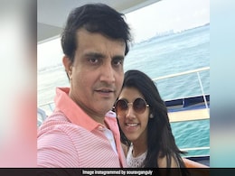 सौरव गांगुली की बेटी की CAA पर पोस्ट हुई वायरल तो बॉलीवुड एक्ट्रेस बोलीं, 'मैं सना गांगुली की फैन हूं...' सौरव गांगुली की बेटी की CAA पर पोस्ट हुई वायरल तो बॉलीवुड एक्ट्रेस बोलीं, 'मैं सना गांगुली की फैन हूं...'