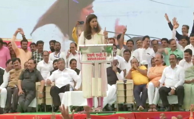 "Attempt To Blackmail Party": BJP Leader On Pankaja Munde