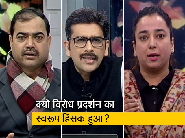 मुकाबला: नागरिकता कानून पर इतना बवाल क्यों?