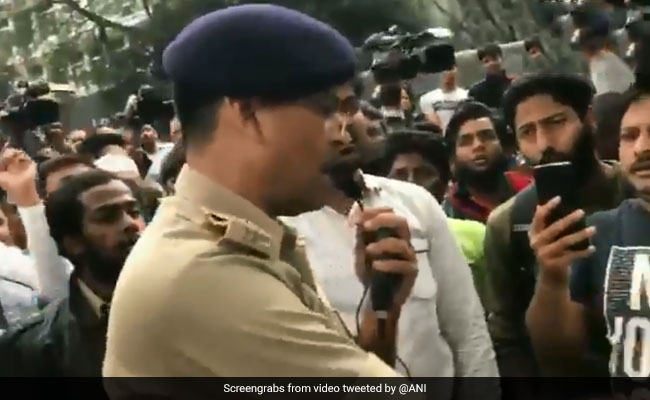 Watch: Top Bengaluru Cop Sings National Anthem To Pacify Citizenship Act Protesters
