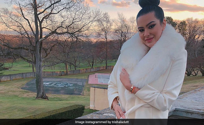 Trishala Dutt Shares Postcard-Worthy Holiday Greeting; Maanyata Dutt Comments