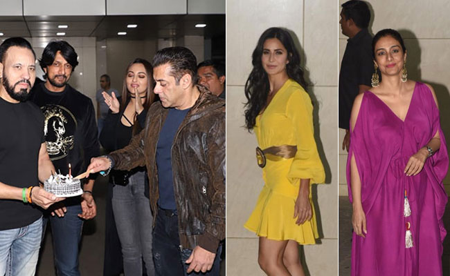 Happy Birthday, Salman Khan: Actor Cuts Cake With Katrina Kaif, Tabu, Sonakshi Sinha And Khan<I>daan</I>