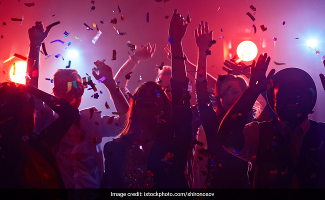 Happy New Year 2020: Know About Mumbai Pubs' Deadline, Traffic Advisory On New Year Eve