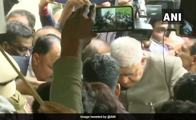 "BJP Activist Mr Jagdeep Dhankar...": Jadavpur Students Heckle Bengal Governor