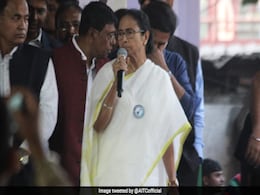 ममता बनर्जी का अमित शाह पर हमला, 'आपका काम आग लगाना नहीं बल्कि...' ममता बनर्जी का अमित शाह पर हमला, 'आपका काम आग लगाना नहीं बल्कि...'