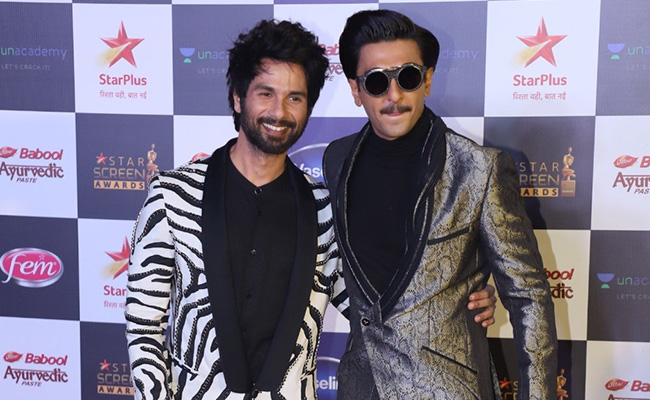 Shahid Kapoor Reportedly Walked Out Of Show As Award Went To Ranveer Singh