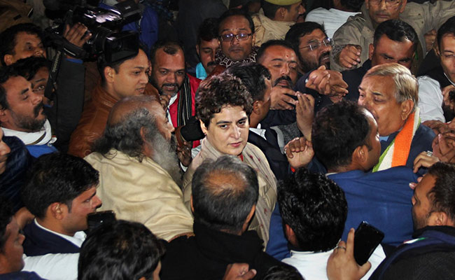 "<i>Nautanki</i>": UP Minister On Priyanka Gandhi Vadra's Alleged Manhandling
