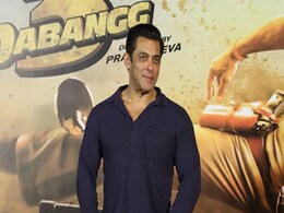 Salman Khan Says <i>Dabangg 4</i> Is Already Written. We Can't Tell If He's Serious Salman Khan Says <i>Dabangg 4</i> Is Already Written. We Can't Tell If He's Serious