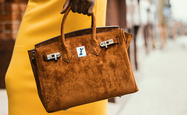 Amazon Sale: Grab These 8 Trendy Handbags For Upto 70% Off